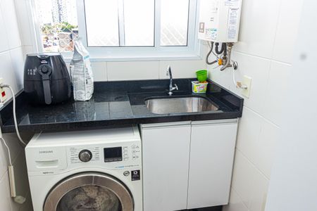 Apartamento à venda com 80m², 3 quartos e 1 vaga Apartamento à venda com 80m², 3 quartos e 1 vagaCozinha e Área de Serviço