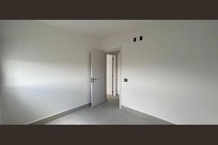 Apartamento para alugar com 121m², 3 quartos e 2 vagas Apartamento para alugar com 121m², 3 quartos e 2 vagasQuarto 2