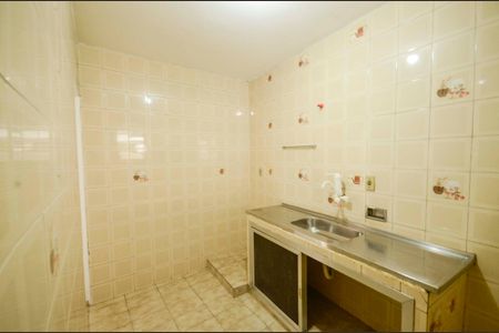 Apartamento à venda com 60m², 2 quartos e sem vaga Apartamento à venda com 60m², 2 quartos e sem vagaCozinha