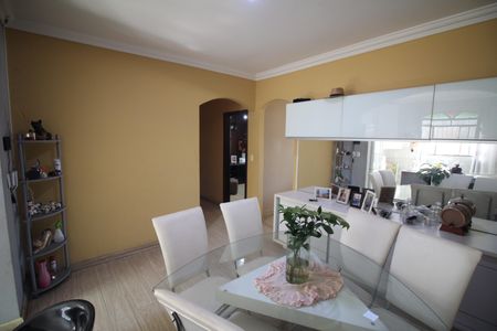 Casa à venda com 404m², 4 quartos e 6 vagasCopa