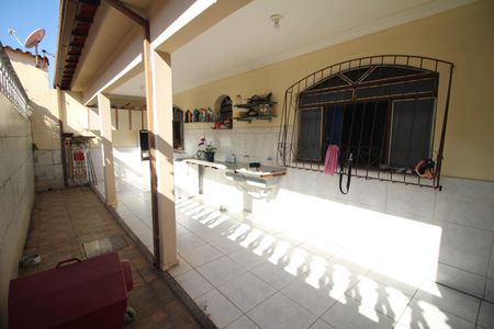 Casa à venda com 404m², 4 quartos e 6 vagasÁrea de Serviço