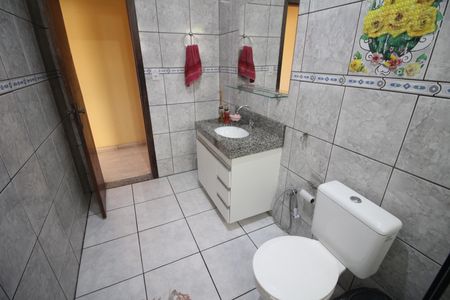 Casa à venda com 404m², 4 quartos e 6 vagasBanheiro