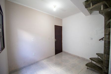 Casa para alugar com 125m², 1 quarto e 1 vagaSala