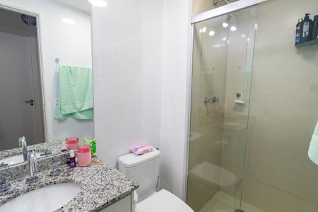 Apartamento à venda com 57m², 2 quartos e 1 vagaBanheiro Social