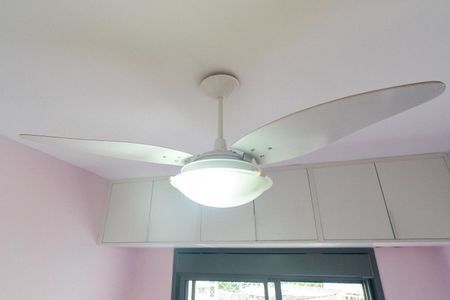 Apartamento à venda com 57m², 2 quartos e 1 vagaQuarto Detalhe