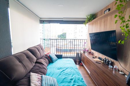 Apartamento à venda com 57m², 2 quartos e 1 vagaSacada