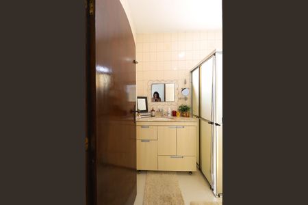 Casa à venda com 174m², 4 quartos e sem vaga Casa à venda com 174m², 4 quartos e sem vagaBanheiro da Suíte 1