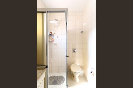 Casa à venda com 174m², 4 quartos e sem vaga Casa à venda com 174m², 4 quartos e sem vagaBanheiro da Suíte 1