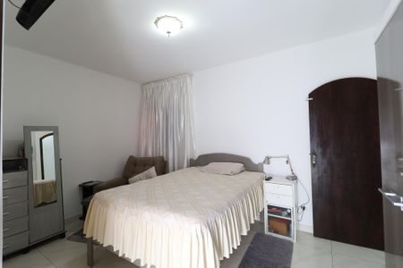 Casa à venda com 174m², 4 quartos e sem vaga Casa à venda com 174m², 4 quartos e sem vagaSuíte 1