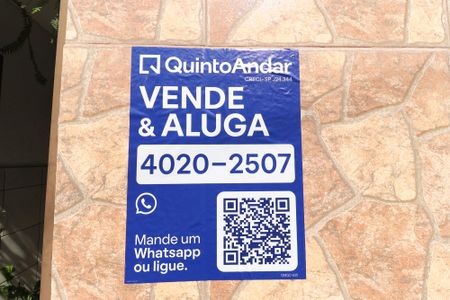 Casa à venda com 174m², 4 quartos e sem vaga Casa à venda com 174m², 4 quartos e sem vagaPlaca