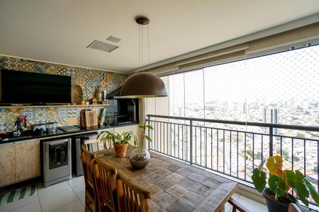 Apartamento para alugar com 86m², 2 quartos e 2 vagas Apartamento para alugar com 86m², 2 quartos e 2 vagasVaranda
