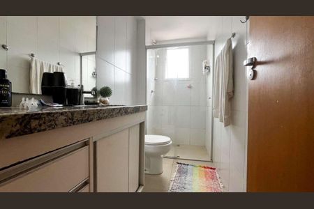 Apartamento à venda com 68m², 2 quartos e 1 vaga