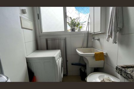 Apartamento à venda com 68m², 2 quartos e 1 vaga