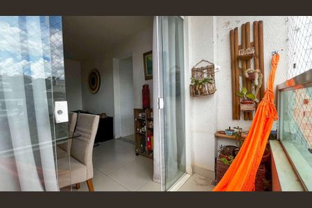 Apartamento à venda com 68m², 2 quartos e 1 vaga