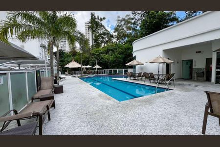 Apartamento à venda com 68m², 2 quartos e 1 vaga