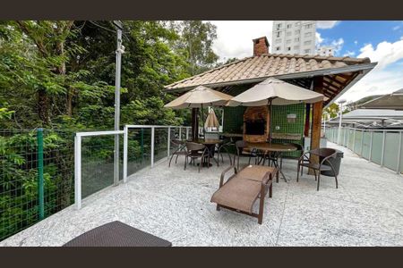 Apartamento à venda com 68m², 2 quartos e 1 vaga