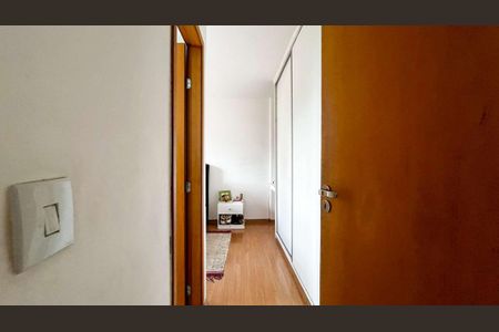 Apartamento à venda com 68m², 2 quartos e 1 vaga
