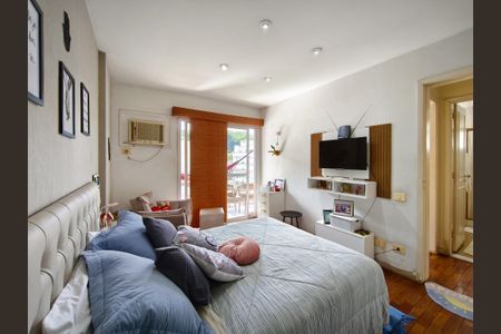 Apartamento à venda com 110m², 2 quartos e 1 vagaSuíte