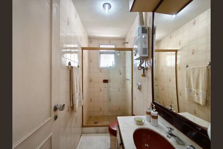 Apartamento à venda com 110m², 2 quartos e 1 vagaBanheiro Corredor