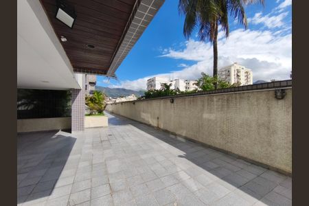 Apartamento à venda com 110m², 2 quartos e 1 vagaÁrea comum - Playground