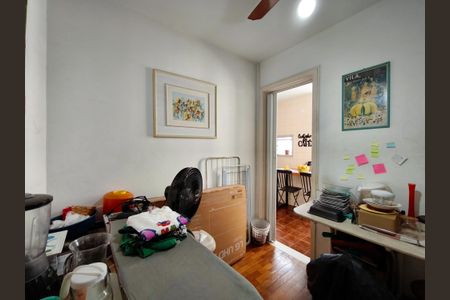 Apartamento à venda com 110m², 2 quartos e 1 vagaQuarto de Serviço