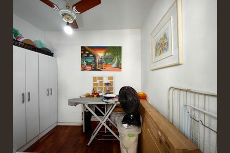 Apartamento à venda com 110m², 2 quartos e 1 vagaQuarto de Serviço