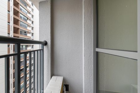 Apartamento à venda com 28m², 1 quarto e sem vagaSacada