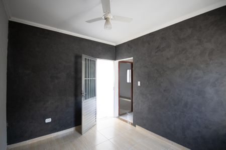 Casa para alugar com 40m², 1 quarto e sem vaga Casa para alugar com 40m², 1 quarto e sem vagaSala