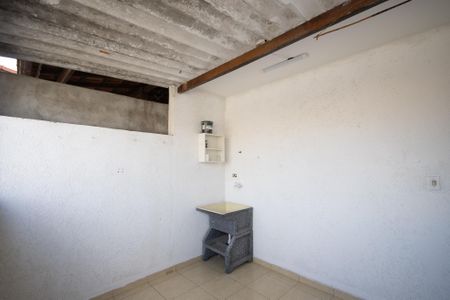 Casa para alugar com 40m², 1 quarto e sem vaga Casa para alugar com 40m², 1 quarto e sem vagaÁrea de Serviço