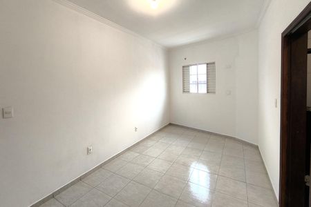 Casa à venda com 200m², 3 quartos e sem vagaSuíte