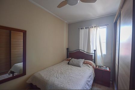 Apartamento à venda com 61m², 2 quartos e 1 vagaQuarto 2