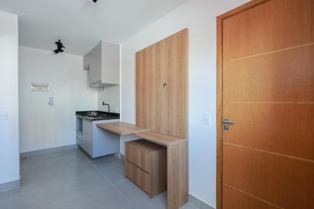 Apartamento à venda com 24m², 1 quarto e sem vaga Apartamento à venda com 24m², 1 quarto e sem vagaSala