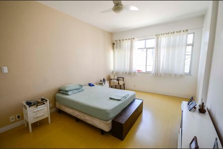 Apartamento à venda com 207m², 3 quartos e 1 vagaSuíte