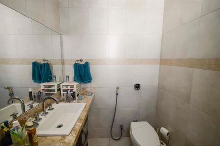 Apartamento à venda com 207m², 3 quartos e 1 vagaBanheiro da Suíte