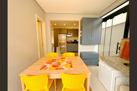 Casa para alugar com 100m², 3 quartos e 1 vagaÁrea gourmet
