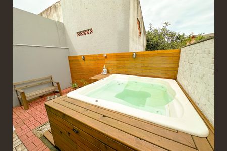 Casa para alugar com 100m², 3 quartos e 1 vagaSpa