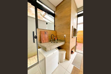 Casa para alugar com 100m², 3 quartos e 1 vagaChurrasqueira