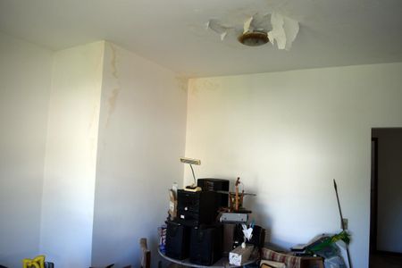 Casa de condomínio à venda com 250m², 4 quartos e 1 vagaQuarto 4