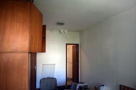 Casa de condomínio à venda com 250m², 4 quartos e 1 vagaQuarto 4