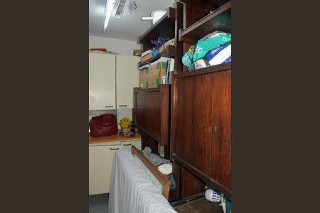 Casa de condomínio à venda com 250m², 4 quartos e 1 vagaQuarto de Serviço