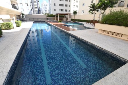 Apartamento à venda com 45m², 1 quarto e 1 vagaÁrea comum - Piscina