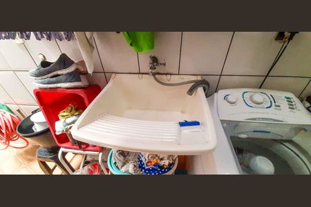 Casa à venda com 254m², 4 quartos e 3 vagas Casa à venda com 254m², 4 quartos e 3 vagasCasa 1 - Área de Serviço