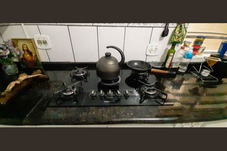 Casa à venda com 254m², 4 quartos e 3 vagas Casa à venda com 254m², 4 quartos e 3 vagasCasa 1 - Cozinha