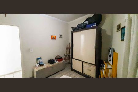 Casa à venda com 254m², 4 quartos e 3 vagas Casa à venda com 254m², 4 quartos e 3 vagasCasa 1 - Quarto 2