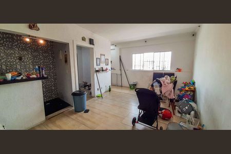 Casa à venda com 254m², 4 quartos e 3 vagas Casa à venda com 254m², 4 quartos e 3 vagasCasa 2 - Sala