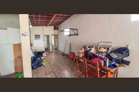 Casa à venda com 254m², 4 quartos e 3 vagas Casa à venda com 254m², 4 quartos e 3 vagasCasa 2 - Área Gourmet