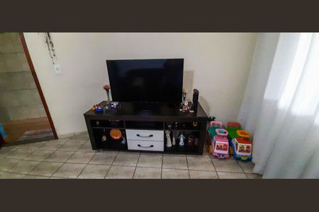 Casa à venda com 254m², 4 quartos e 3 vagas Casa à venda com 254m², 4 quartos e 3 vagasCasa 1 - Sala