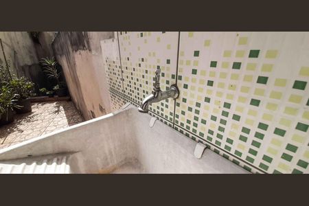 Casa à venda com 254m², 4 quartos e 3 vagas Casa à venda com 254m², 4 quartos e 3 vagasCasa 2 - Área de Serviço