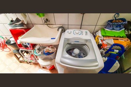 Casa à venda com 254m², 4 quartos e 3 vagas Casa à venda com 254m², 4 quartos e 3 vagasCasa 1 - Área de Serviço