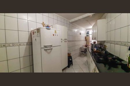 Casa à venda com 254m², 4 quartos e 3 vagas Casa à venda com 254m², 4 quartos e 3 vagasCasa 1 - Cozinha